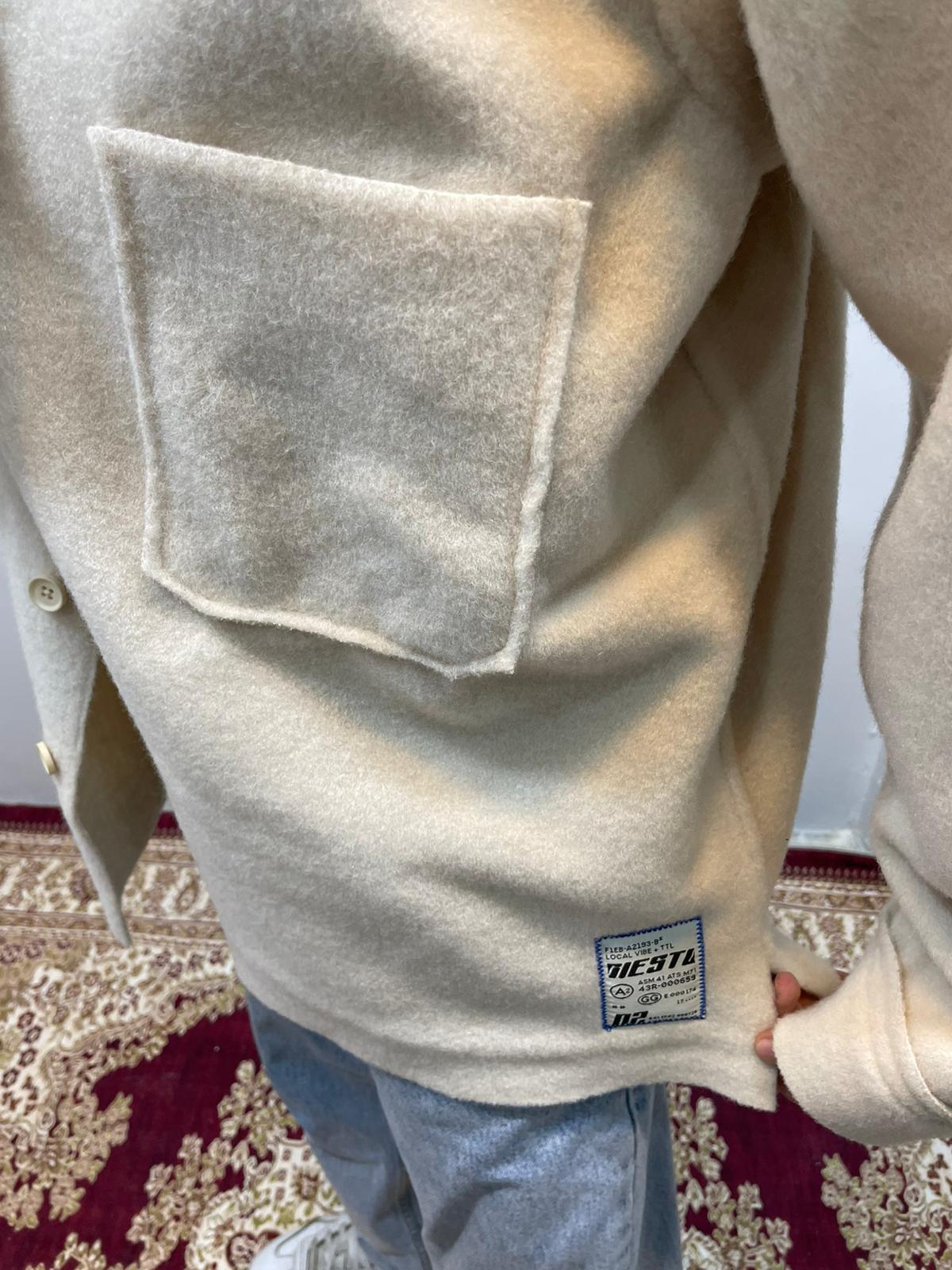 Lazer Kesim Detaylı Keçe Ceket